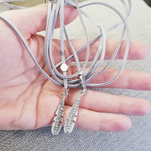 Vegan Leather Feather Long Wrap Necklace Choker - Picture 2 of 4